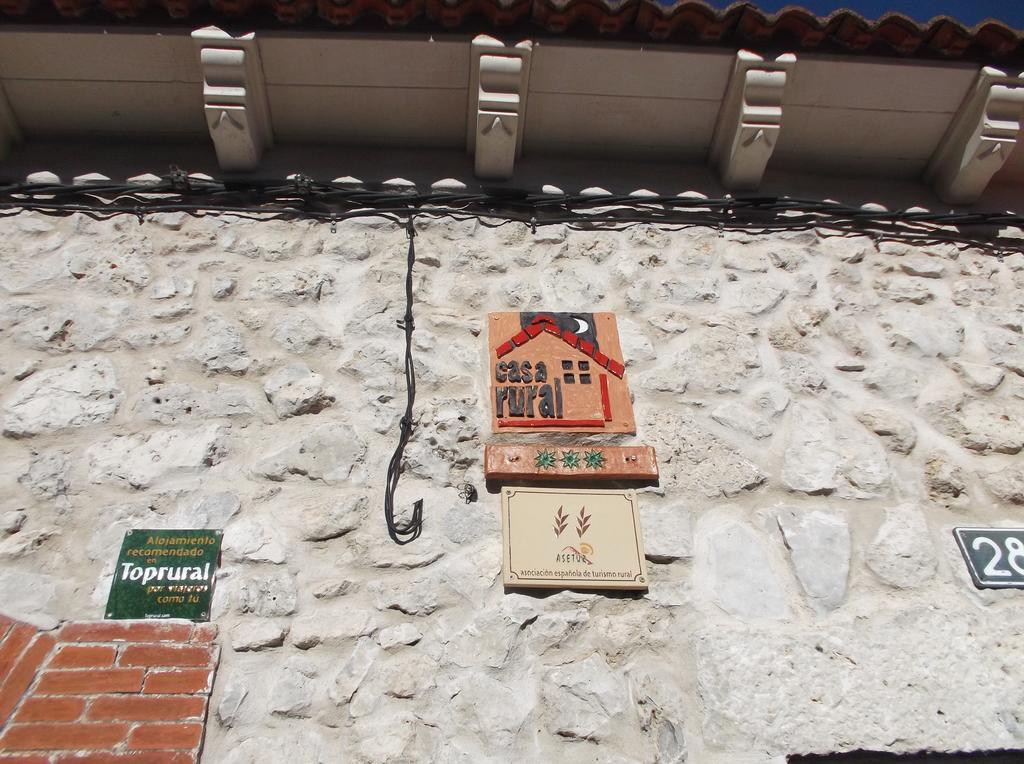 Montemayor de Pililla Casa Rural El Camino מראה חיצוני תמונה